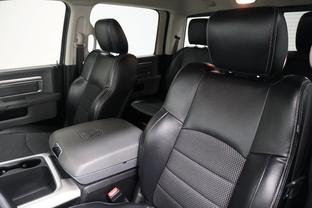 2019 Ram 1500 Classic Lone Star Silver 4x2 Crew Cab 5'7" Box - 22918570 - 10