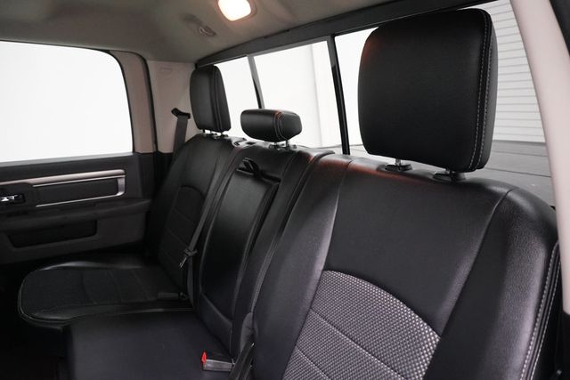 2019 Ram 1500 Classic Lone Star Silver 4x2 Crew Cab 5'7" Box - 22918570 - 12