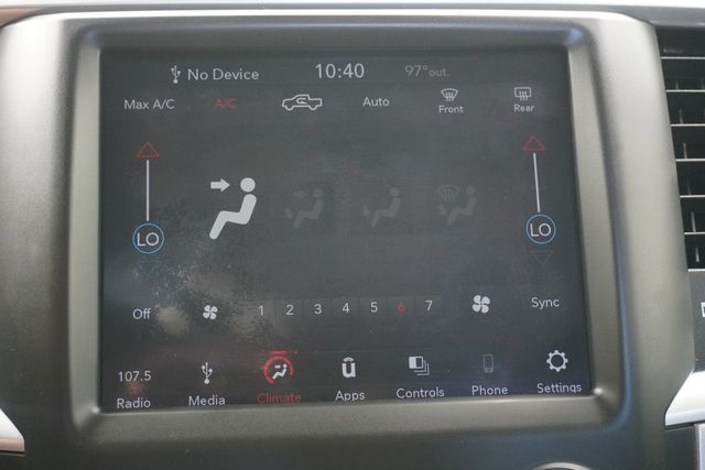 2019 Ram 1500 Classic Lone Star Silver 4x2 Crew Cab 5'7" Box - 22918570 - 17