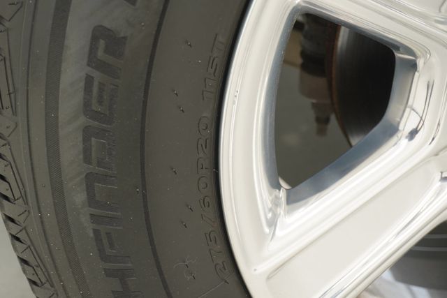 2019 Ram 1500 Classic Lone Star Silver 4x2 Crew Cab 5'7" Box - 22918570 - 23