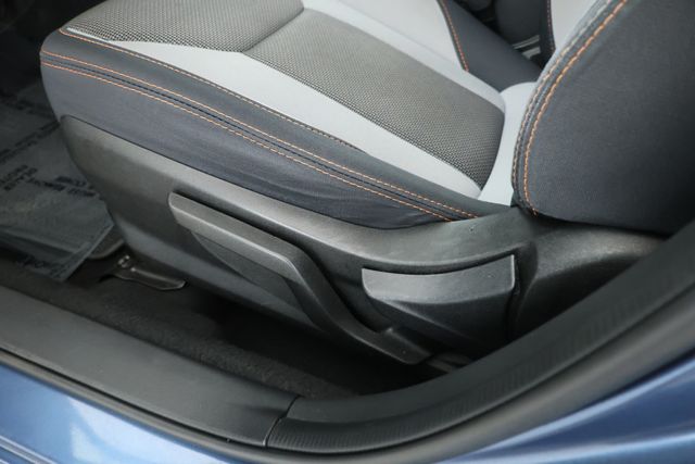 2019 Subaru Crosstrek 2.0i Premium CVT with EyeSight System & Moonroof Package - 22923837 - 9
