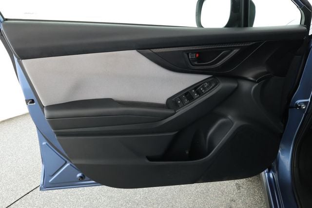 2019 Subaru Crosstrek 2.0i Premium CVT with EyeSight System & Moonroof Package - 22923837 - 8