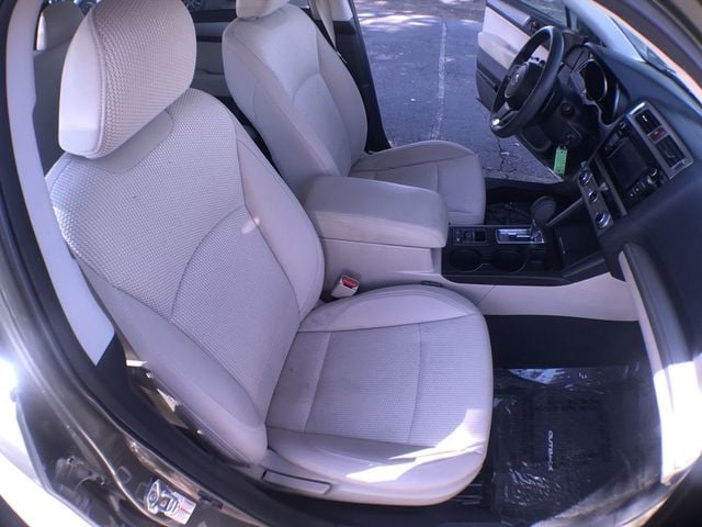 2019 Subaru Outback 2.5i - 22935873 - 19
