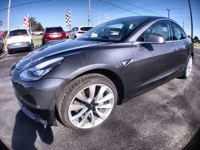 2019 Tesla Model 3 - 5YJ3E1EA5KF302393