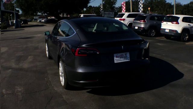 2019 Tesla Model 3  - 22932696 - 6