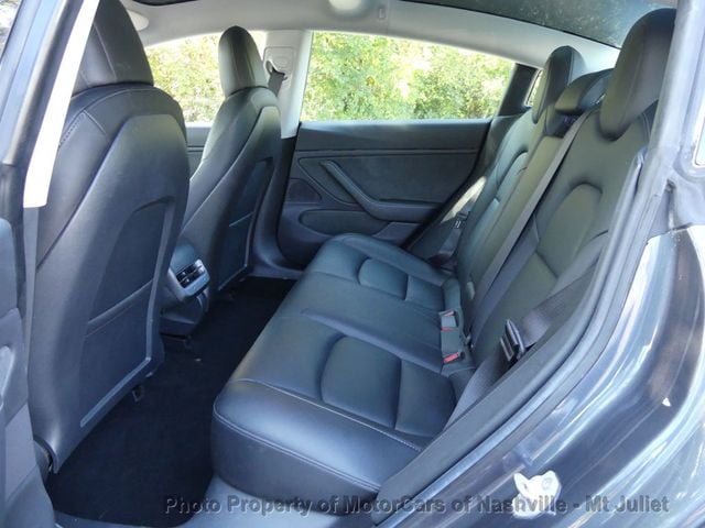 2019 Tesla Model 3 Standard Range Plus RWD - 22932323 - 23