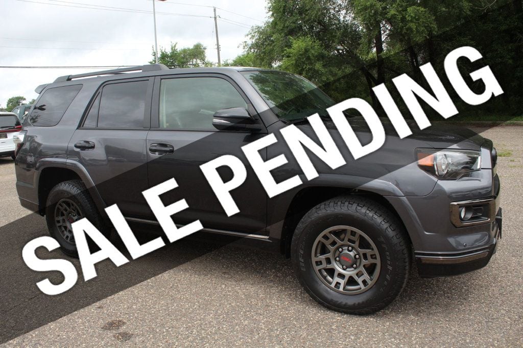 2019 Toyota 4Runner LIMITED NIGHTSHADE LEATHER MOONROOF BRAND NEW BF GOODRICH TIRES - 22877851 | Video 1