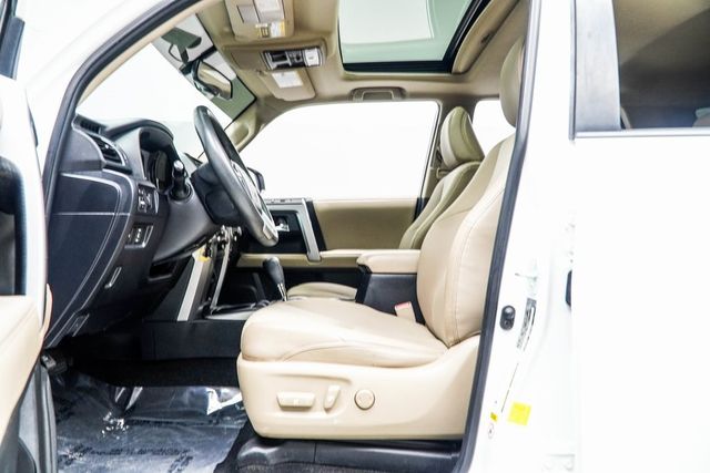 2019 Toyota 4Runner SR5 Premium 2WD - 22929454 - 33