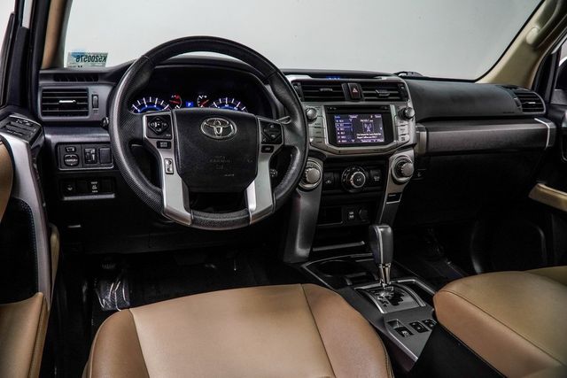 2019 Toyota 4Runner SR5 Premium 2WD - 22929454 - 4