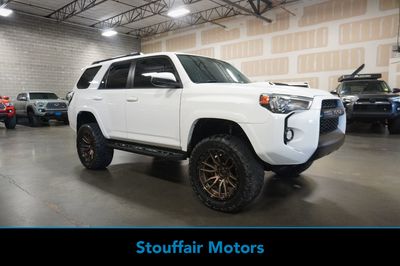 2019 Toyota 4Runner - JTEBU5JR9K5653693