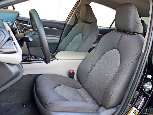 2019 Toyota Camry LE Automatic - 22336462 - 17