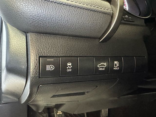 2019 Toyota Camry SE Automatic - 22927658 - 12