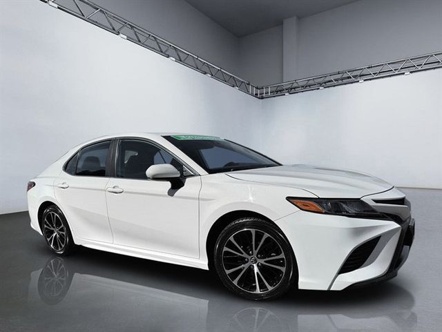 2019 Toyota Camry SE Automatic - 22927658 - 24