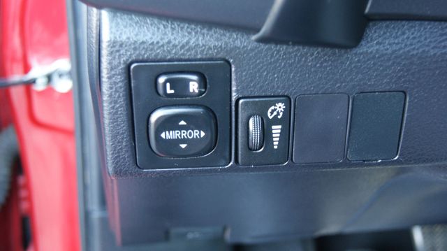 2019 Toyota Corolla 4 NEW TIRES , JUST SERVICED  - 22789544 - 17