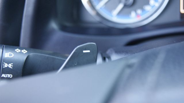 2019 Toyota Corolla 4 NEW TIRES , JUST SERVICED  - 22789544 - 30