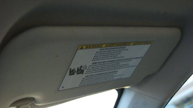 2019 Toyota Corolla 4 NEW TIRES , JUST SERVICED  - 22789544 - 62