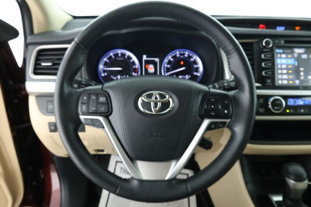 2019 Toyota Highlander Limited Platinum V6 AWD with Seating for Eight - 22906381 - 11
