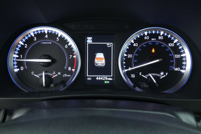 2019 Toyota Highlander Limited Platinum V6 AWD with Seating for Eight - 22906381 - 12