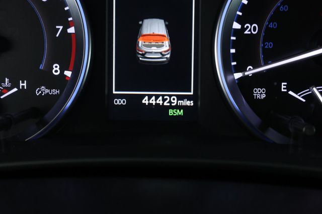 2019 Toyota Highlander Limited Platinum V6 AWD with Seating for Eight - 22906381 - 13