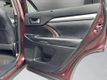 2019 Toyota Highlander XLE V6 FWD - 22935106 - 18