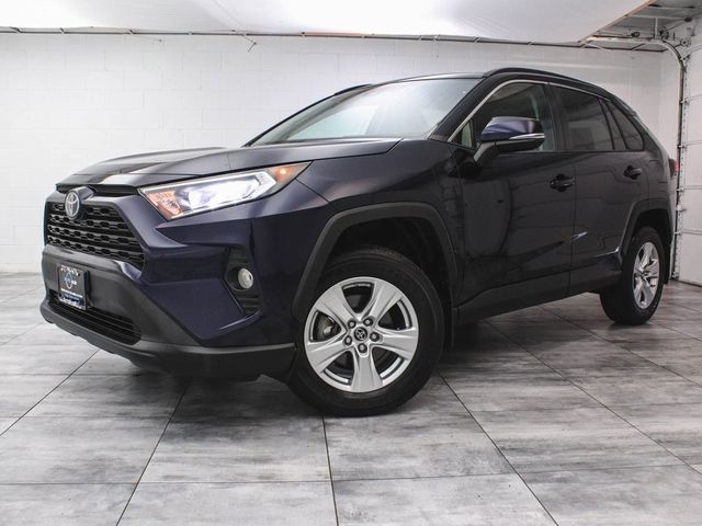 2019 Toyota RAV4 XLE - 22935982 - 0