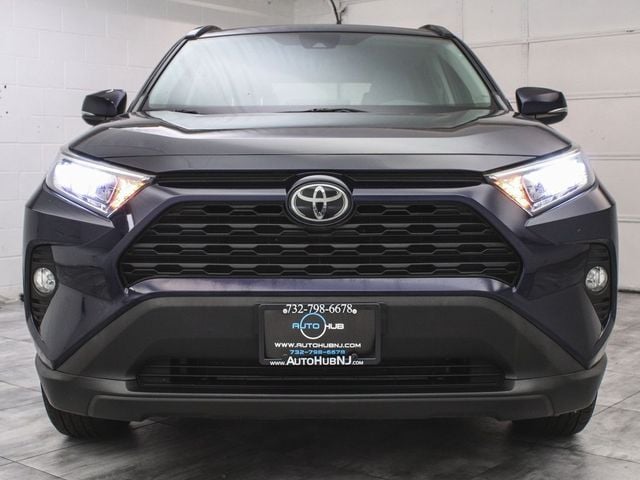 2019 Toyota RAV4 XLE - 22935982 - 1