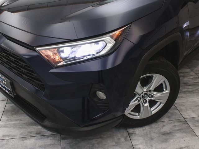 2019 Toyota RAV4 XLE - 22935982 - 43