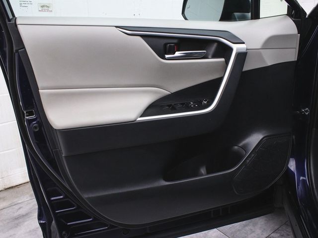2019 Toyota RAV4 XLE - 22935982 - 7