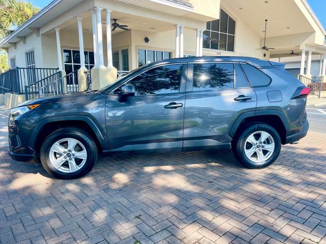 2019 Toyota RAV4 XLE FWD - 22888142 - 1