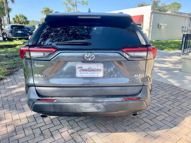 2019 Toyota RAV4 XLE FWD - 22888142 - 3