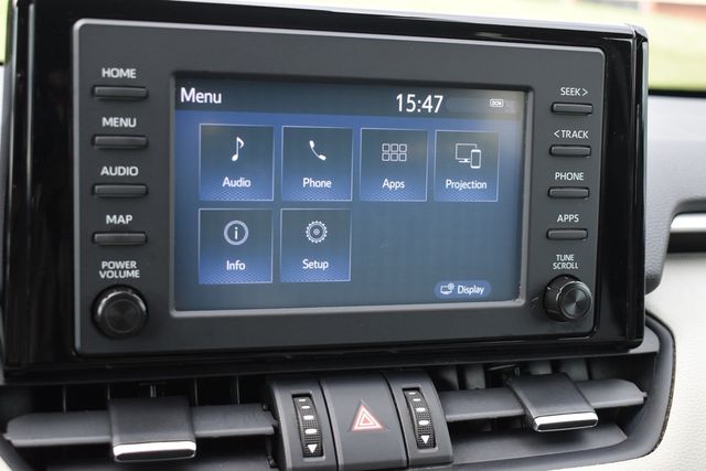 2019 Toyota RAV4 XLE Premium AWD - 22899654 - 17