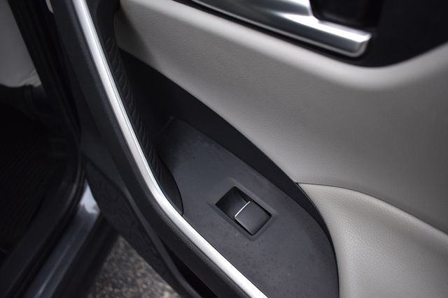 2019 Toyota RAV4 XLE Premium AWD - 22899654 - 29