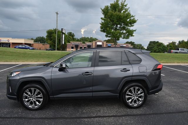 2019 Toyota RAV4 XLE Premium AWD - 22899654 - 50