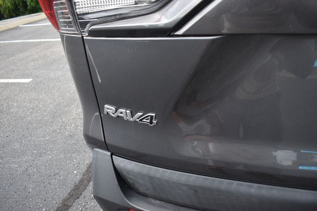 2019 Toyota RAV4 XLE Premium AWD - 22899654 - 56