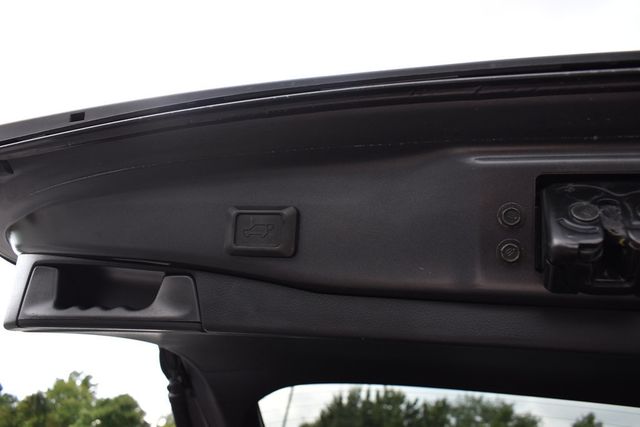 2019 Toyota RAV4 XLE Premium AWD - 22899654 - 59