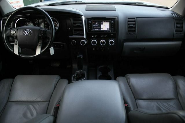 2019 Toyota Sequoia SR5 PREMIUM W/ NAVIGATION/ PREMIUM AUDIO, LEATHER,  - 22931661 - 11