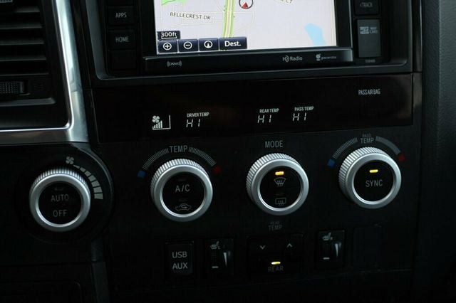 2019 Toyota Sequoia SR5 PREMIUM W/ NAVIGATION/ PREMIUM AUDIO, LEATHER,  - 22931661 - 14