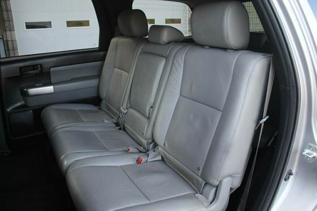 2019 Toyota Sequoia SR5 PREMIUM W/ NAVIGATION/ PREMIUM AUDIO, LEATHER,  - 22931661 - 26