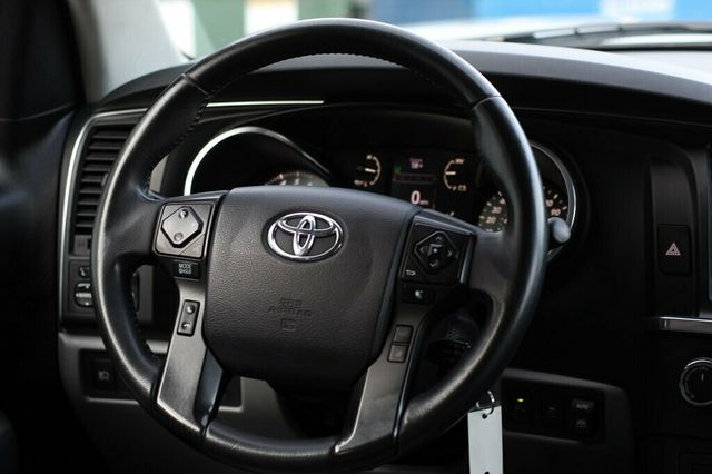 2019 Toyota Sequoia SR5 PREMIUM W/ NAVIGATION/ PREMIUM AUDIO, LEATHER,  - 22931661 - 29