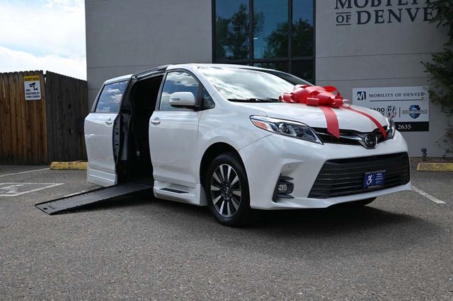 2019 Toyota Sienna Limited Premium FWD 7-Passenger - 22925025 - 1