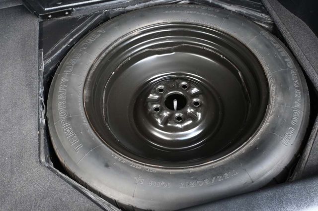 2019 Toyota Sienna Limited Premium FWD 7-Passenger - 22925025 - 26