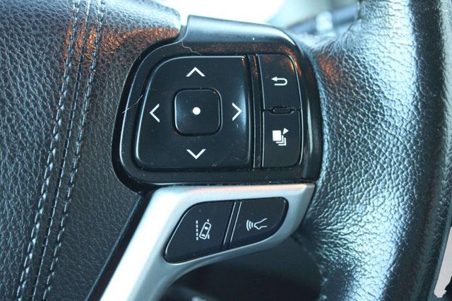 2019 Toyota Sienna XLE Automatic Access Seat FWD 7-Passenger - 22928607 - 14