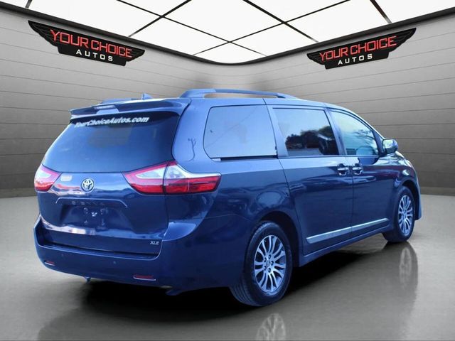 2019 Toyota Sienna XLE Automatic Access Seat FWD 7-Passenger - 22928607 - 6