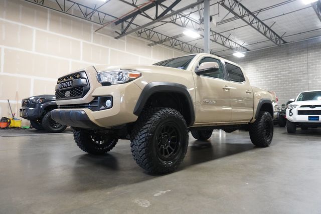 2019 Toyota Tacoma 4WD TRD Off Road Double Cab 5' Bed V6 AT - 22940174 - 1