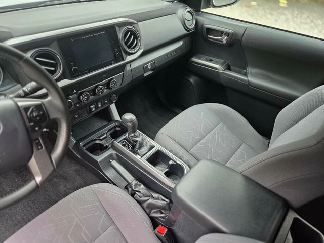 2019 Toyota Tacoma 4WD TRD Sport Double Cab 5' Bed V6 MT - 22897558 - 13
