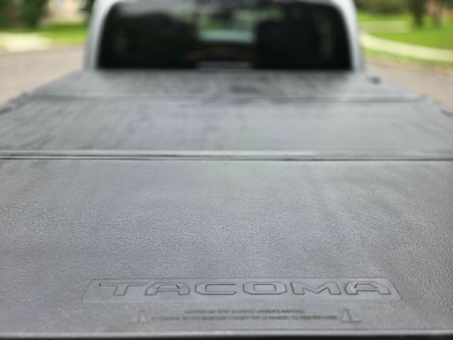 2019 Toyota Tacoma 4WD TRD Sport Double Cab 5' Bed V6 MT - 22897558 - 16