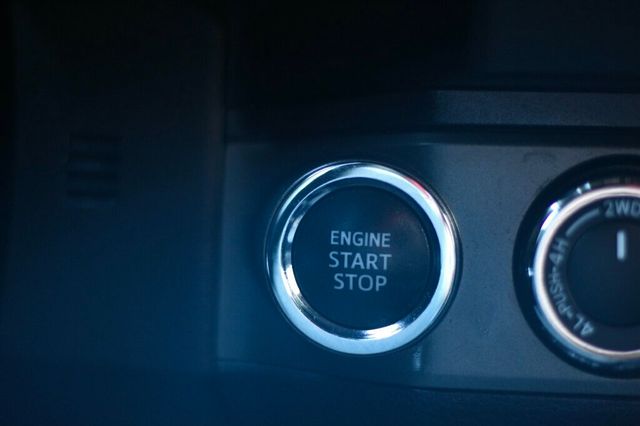 2019 Toyota Tacoma TRD OFF ROAD W/ LONG BOX - 22934339 - 28