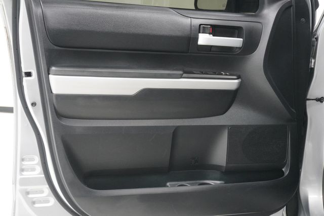 2019 Toyota Tundra 2WD SR5 CrewMax 5.5' Bed 4.6L - 22937585 - 12