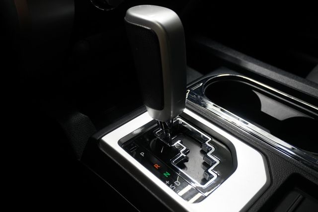 2019 Toyota Tundra 2WD SR5 CrewMax 5.5' Bed 4.6L - 22937585 - 18