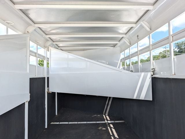 2019 Trails West 4 Horse Slant Open Slat  - 22897861 - 6